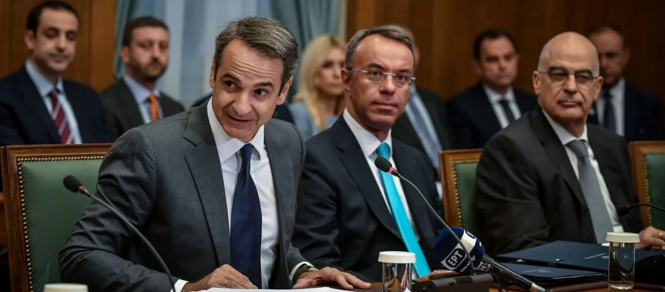 To αυγουστιάτικο πρωινό, oι τρεις βουλευτές της ΝΔ και ο «χάρτης» του Κ.Μητσοτάκη